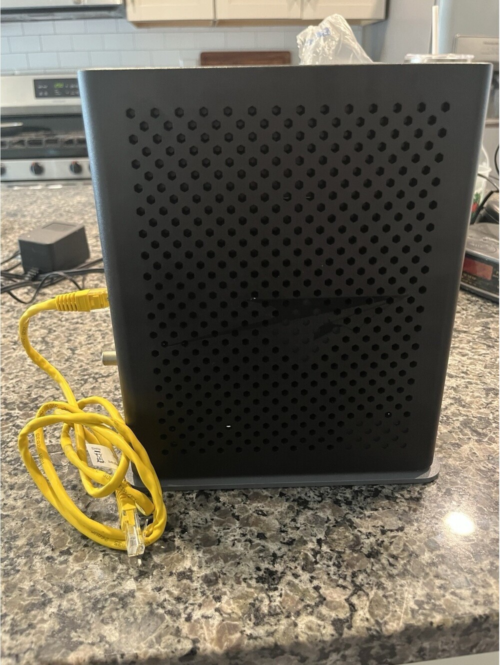 Arris DG3450 Docsis 3.1 Cable Gateway Modem/Router Black w/o Power Cord